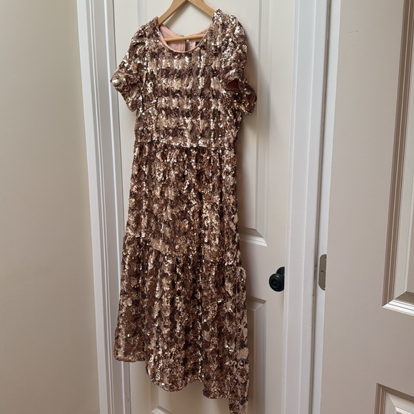 Anthropologie Maeve Bernadette Rose Gold Sequin Tiered Midi Dress Size M - Picture 9 of 17